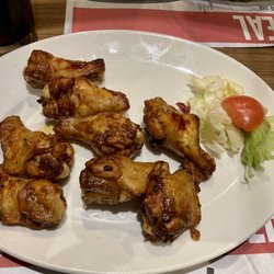Pizza Hut - Chicken wings