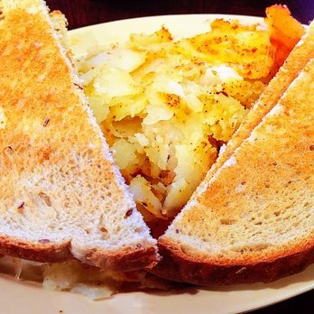 Skipper's - Home Fries with Rye toast - New American Near Me - Kemah, Texas Skipper's - Home Fries with Rye toast - New American Near Me - Kemah, Texas