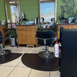 Catch A Wave Beauty Salon - Mondays are super chill!!