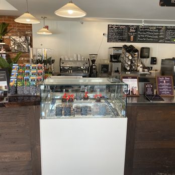 Mystic River Chocolate Cafe - Chocolate bar - Chocolatiers & Shops Near Me - Mystic, Connecticut