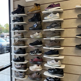 Shoes That Fit - Shoe Stores Near Me - Elk Grove, California Shoes That Fit - Shoe Stores Near Me - Elk Grove, California