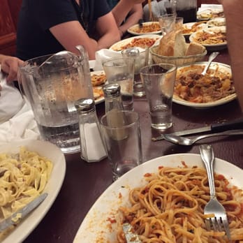 Dominick's Restaurant - Italian Near Me - Bronx, New York