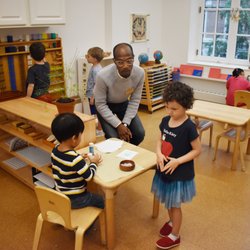 Metropolitan Montessori School - We have four primary classes, where students--ages 3 to 6--learn in a mixed-age setting.
