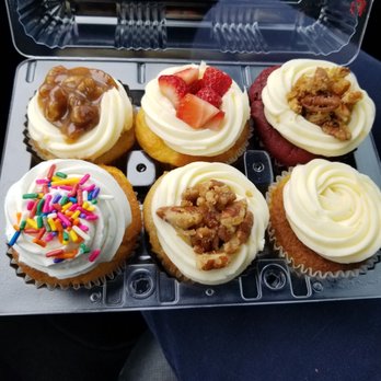 Sweet Stacey's - From top left pecan pie, strawberry cream cheese, red velvet , vanilla with sprinkles, butter pecan and key lime - Desserts Near Me - McDonough, Georgia Sweet Stacey's - From top left pecan pie, strawberry cream cheese, red velvet , vanilla with sprinkles, butter pecan and key lime - Desserts Near Me - McDonough, Georgia