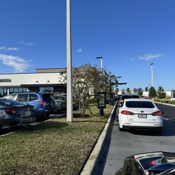 Starbucks - Coffee & Tea Near Me - Wildwood, Florida