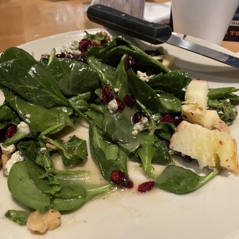 Old Chicago Pizza + Taproom - MAGNIFICENT GREEN - Pizza Near Me - CLARKSVILLE, Tennessee Old Chicago Pizza + Taproom - MAGNIFICENT GREEN - Pizza Near Me - CLARKSVILLE, Tennessee