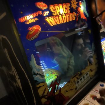 Tappers Arcade Bar - game - Bars Near Me - Indianapolis, Indiana