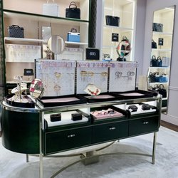 kate spade new york outlet