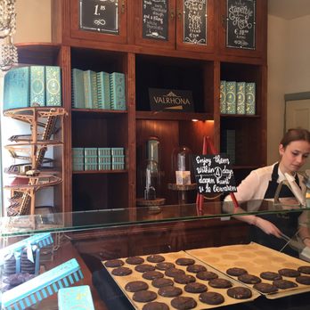 Van Stapele Koekmakerij - Cutest little cookie shop! Helpful staff that speaks English and prepares the cookies right before you. - Desserts Near Me - Amsterdam, New Hampshire Van Stapele Koekmakerij - Cutest little cookie shop! Helpful staff that speaks English and prepares the cookies right before you. - Desserts Near Me - Amsterdam, New Hampshire