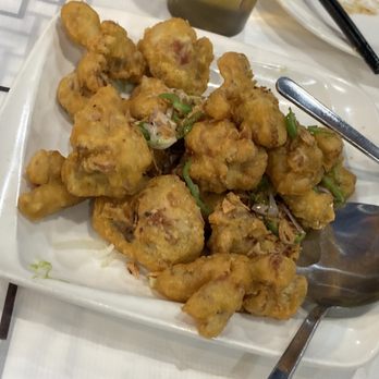 粤皇鼎海鲜会所 - Deep-Fried Frog - Seafood Near Me - Point, New York 粤皇鼎海鲜会所 - Deep-Fried Frog - Seafood Near Me - Point, New York