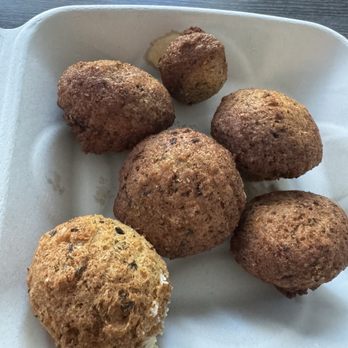 Pita Giovani - Falafel - Food Trucks Near Me - Portland, Oregon Pita Giovani - Falafel - Food Trucks Near Me - Portland, Oregon