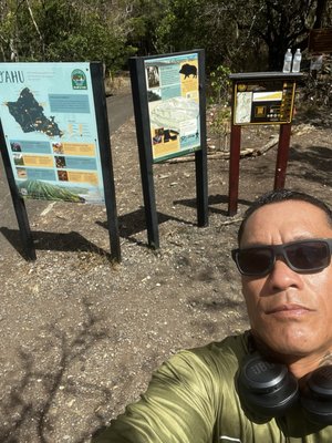 Kuli'ou'ou Valley Trail by null