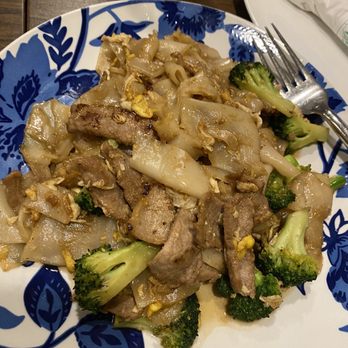 Orchid Thai Cuisine - Beef pad see ew - Thai Near Me - Colonial Beach, Virginia Orchid Thai Cuisine - Beef pad see ew - Thai Near Me - Colonial Beach, Virginia