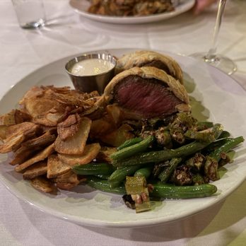 Parlor House Bistro - New American Near Me - Dunedin, Florida
