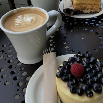 Urth Caffé-Pasadena - Caffé Latté Blueberry Cheesecake Urth Napoleon - Cafes Near Me - Pasadena, California Urth Caffé-Pasadena - Caffé Latté Blueberry Cheesecake Urth Napoleon - Cafes Near Me - Pasadena, California