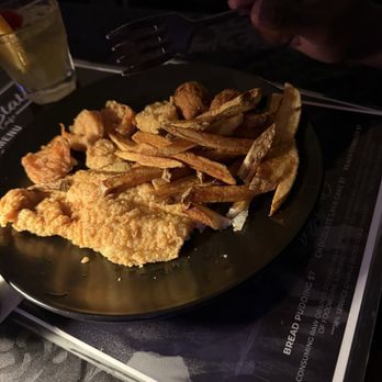 Empire State Jazz Cafe - Catfish and shrimp plate - Cajun/Creole Near Me - Houston, Texas Empire State Jazz Cafe - Catfish and shrimp plate - Cajun/Creole Near Me - Houston, Texas