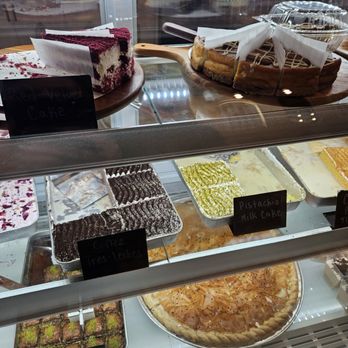 Qamaria Yemeni Coffee - Dessert case - Coffee & Tea Near Me - Latham, New York