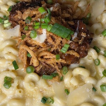 LongCross Bar & Kitchen - Bistro Mac + Cheese - Pizza Near Me - Medford, Massachusetts LongCross Bar & Kitchen - Bistro Mac + Cheese - Pizza Near Me - Medford, Massachusetts