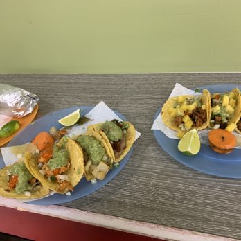 Carmelo's Tacos - chicken tacos, vegan tacos - Tacos Near Me - Seattle, Washington Carmelo's Tacos - chicken tacos, vegan tacos - Tacos Near Me - Seattle, Washington