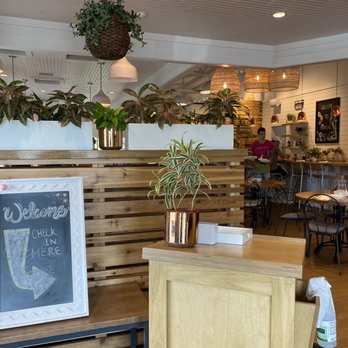 Morning Belle - Inside - Breakfast & Brunch Near Me - Grand Rapids, Michigan