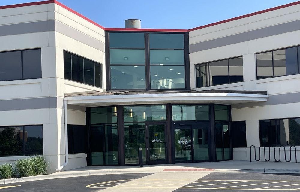 PIONEER DIAGNOSTIC & IMAGING 13 Photos 387 Shuman Blvd, Naperville