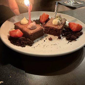 Hy's Steak House - Anniversary Treat - Steakhouses Near Me - Honolulu, Hawaii Hy's Steak House - Anniversary Treat - Steakhouses Near Me - Honolulu, Hawaii