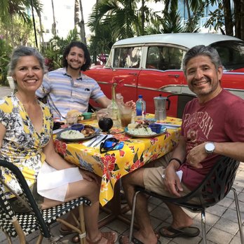 Moreno's Cuba - Outside patio near classic car - Cocktail Bars Near Me - Miami Beach, Florida