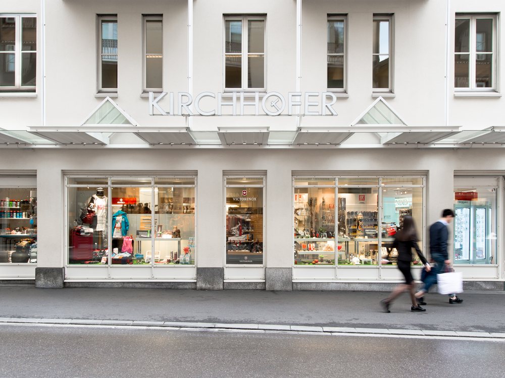 KIRCHHOFER TREND SHOP Jungfraustrasse 1, Interlaken, Bern