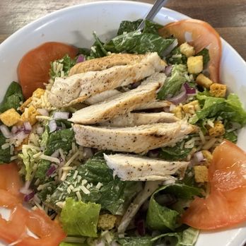 Boll Weevil - Chicken Caesar salad and it was really good - Burgers Near Me - Ramona, California