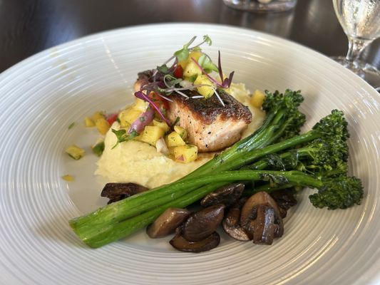 Restaurant At Kellogg Ranch by null