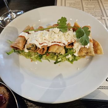 Bucket & Rope - Duck taquitos - Cocktail Bars Near Me - Dallas, Texas Bucket & Rope - Duck taquitos - Cocktail Bars Near Me - Dallas, Texas