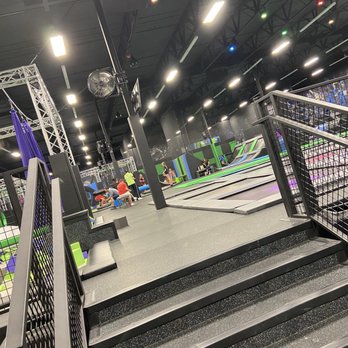 Elevate Trampoline Park - Trampoline Parks Near Me - Tucson, Arizona
