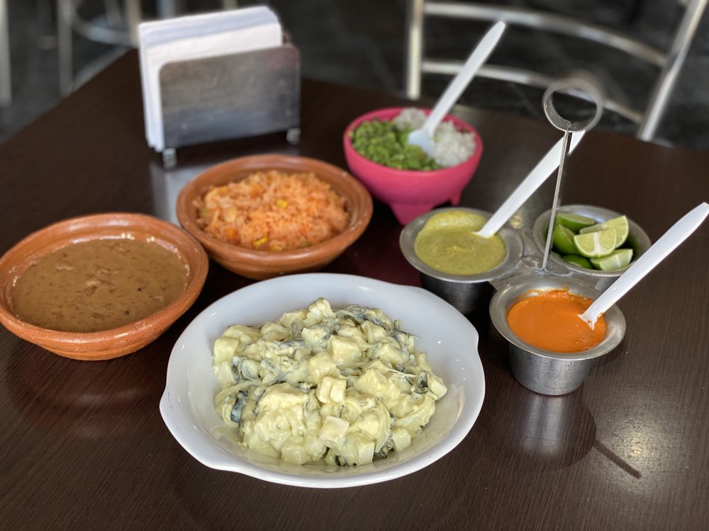 Tacos mañaneros El Pozo