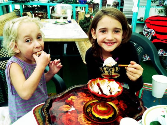 Samovar Cafe by null