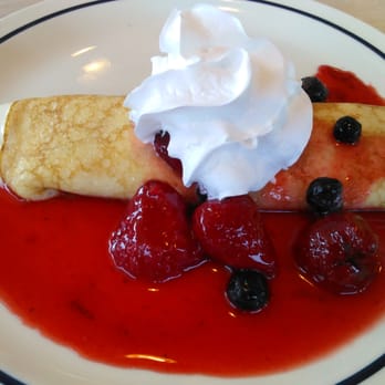 IHOP - Berry crepe without streudel - American Near Me - Pearland, Texas IHOP - Berry crepe without streudel - American Near Me - Pearland, Texas