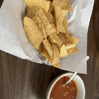 Thousand Oaks Café - Chips and ranchero sauce (weird) - Mexican Near Me - San Antonio, Texas Thousand Oaks Café - Chips and ranchero sauce (weird) - Mexican Near Me - San Antonio, Texas
