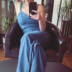 Amy Maggipinto Hair & Makeup - Hair Artist ° Amy Maggipinto