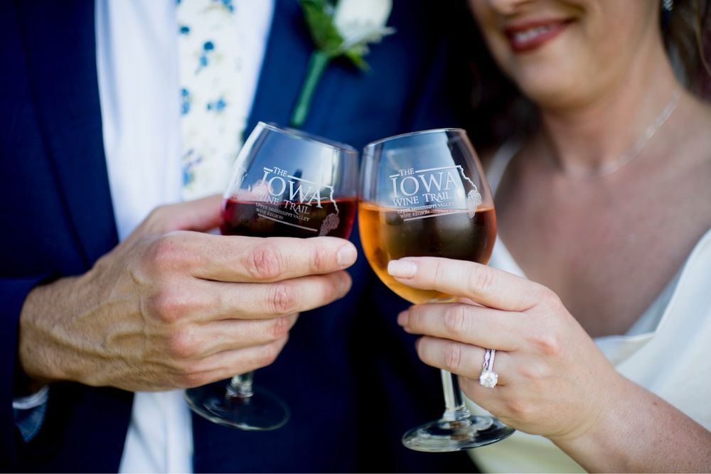 TABOR HOME VINEYARDS & WINERY Updated September 2024 21 Photos