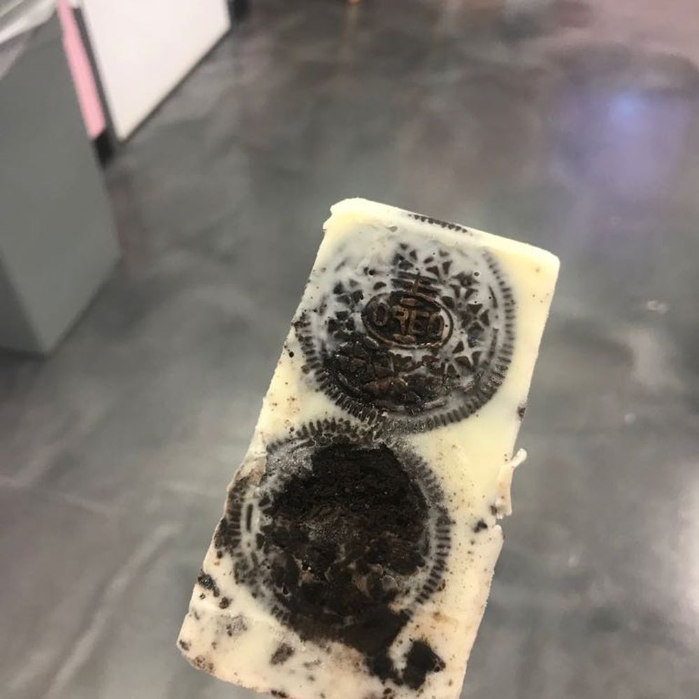 Vida Dulce - Oreo Popsicle - Ice Cream & Frozen Yogurt Near Me - Cary, North Carolina