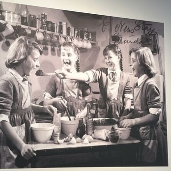 Bonrue Bakery formerly Farmstead - Inside! Love this pic! - Coffee & Tea Near Me - Hurricane, Utah