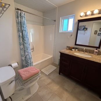 Trevix Builders - BEFORE - Bathroom 2 - General Contractors Near Me - Poway, California Trevix Builders - BEFORE - Bathroom 2 - General Contractors Near Me - Poway, California