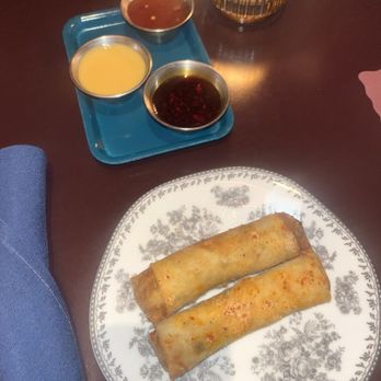 Chef’s Special Cocktail Bar - Vegetarian Spring Rolls (2 Pc) - Cocktail Bars Near Me - Chicago, Illinois Chef’s Special Cocktail Bar - Vegetarian Spring Rolls (2 Pc) - Cocktail Bars Near Me - Chicago, Illinois