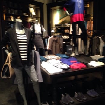 アズールｃｏｌｅｔｔｅ ｍａｒｅみなとみらい店 中区桜木町1丁目1 7 横浜市 神奈川県 Japan Yelp