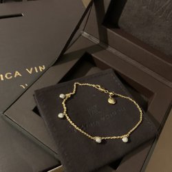 Monica Vinader - Fuji button diamond bracelet.