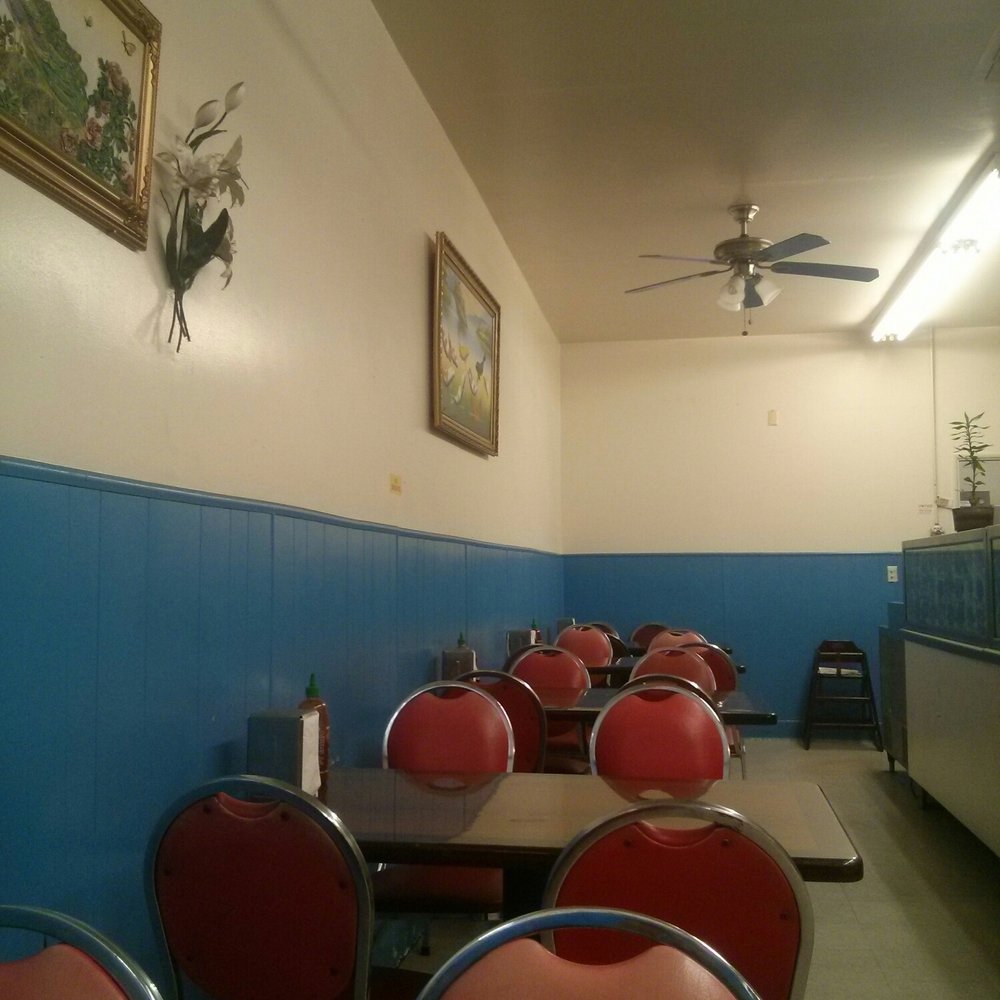 Lucky Bamboo Kitchen - A bit dull, makes me feel like im taking night classes. - Chinese Near Me - Lawndale, California
