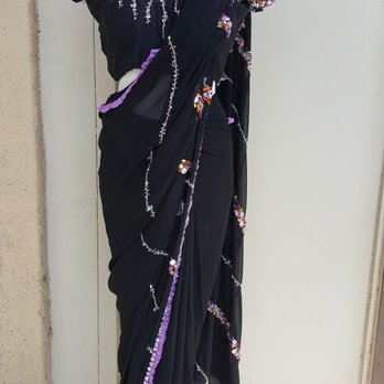 Image India Boutique - Indian Saree for retail and wholesale - Jewelry Near Me - Northridge, California Image India Boutique - Indian Saree for retail and wholesale - Jewelry Near Me - Northridge, California