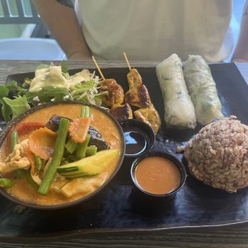 Thai House - Curry lunch special - Thai Near Me - Santa Rosa, California Thai House - Curry lunch special - Thai Near Me - Santa Rosa, California