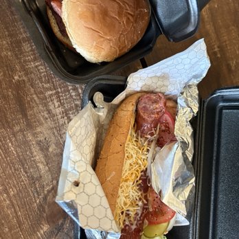 Tommy's BBQ - Sausage po boy - Barbeque Near Me - Vicksburg, Mississippi