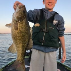 Lake Erie Bass Fishing Guides