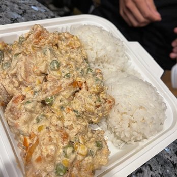 Lucky Three Seven - Seafood delight was prolly not the right move. - Filipino Near Me - Oakland, California